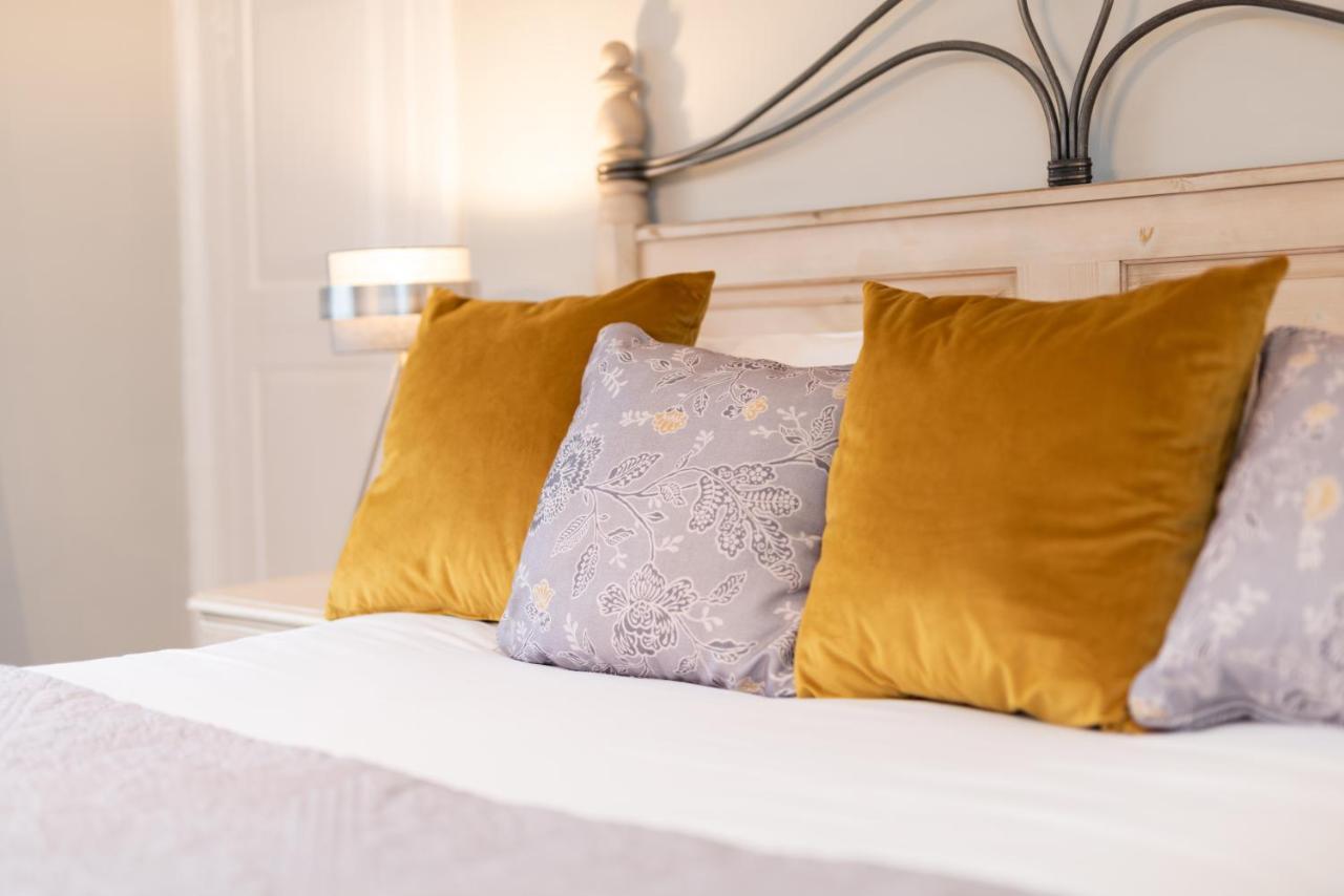 Jersey Arms Hotel 比斯特 外观 照片