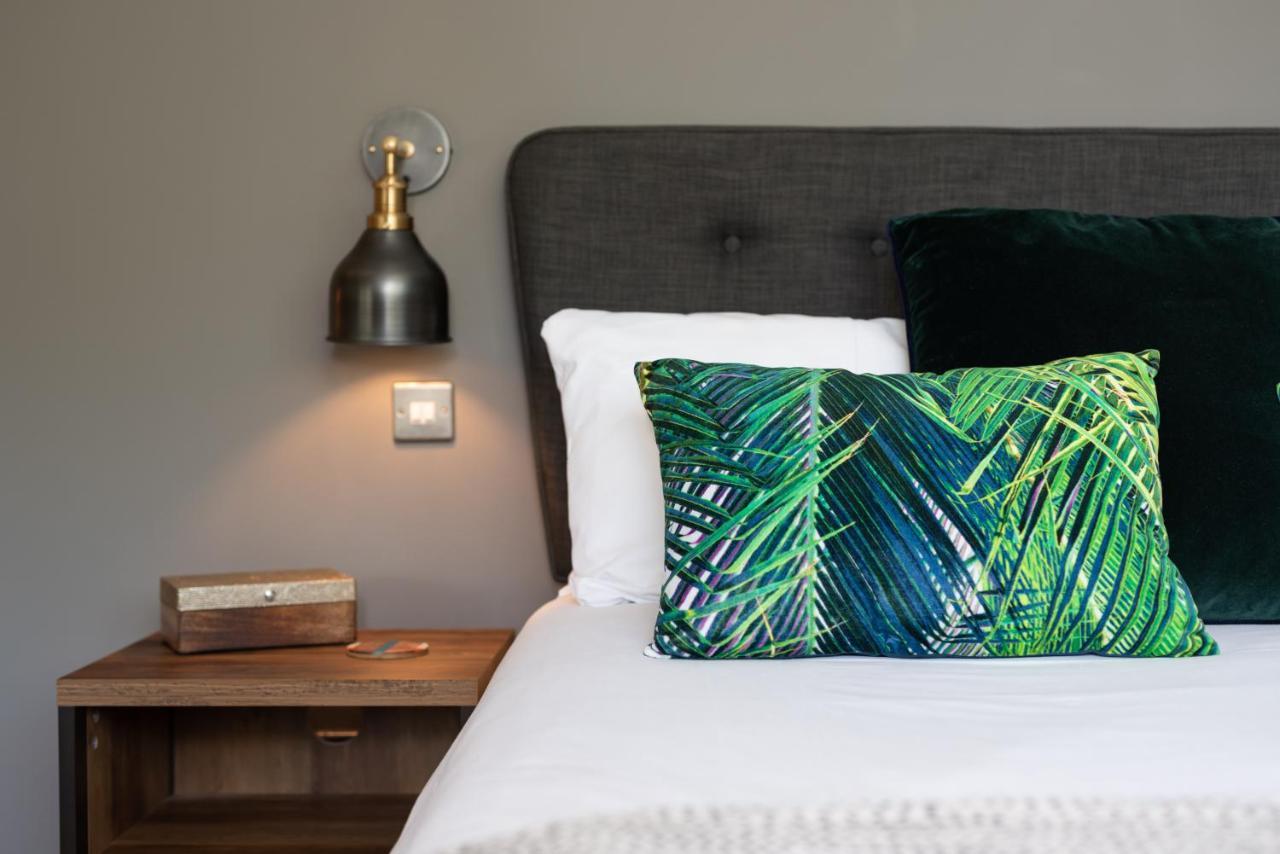 Jersey Arms Hotel 比斯特 外观 照片