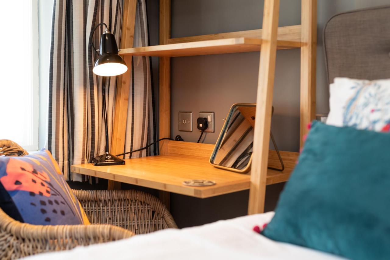 Jersey Arms Hotel 比斯特 外观 照片